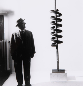 ettore colla artista nello studio